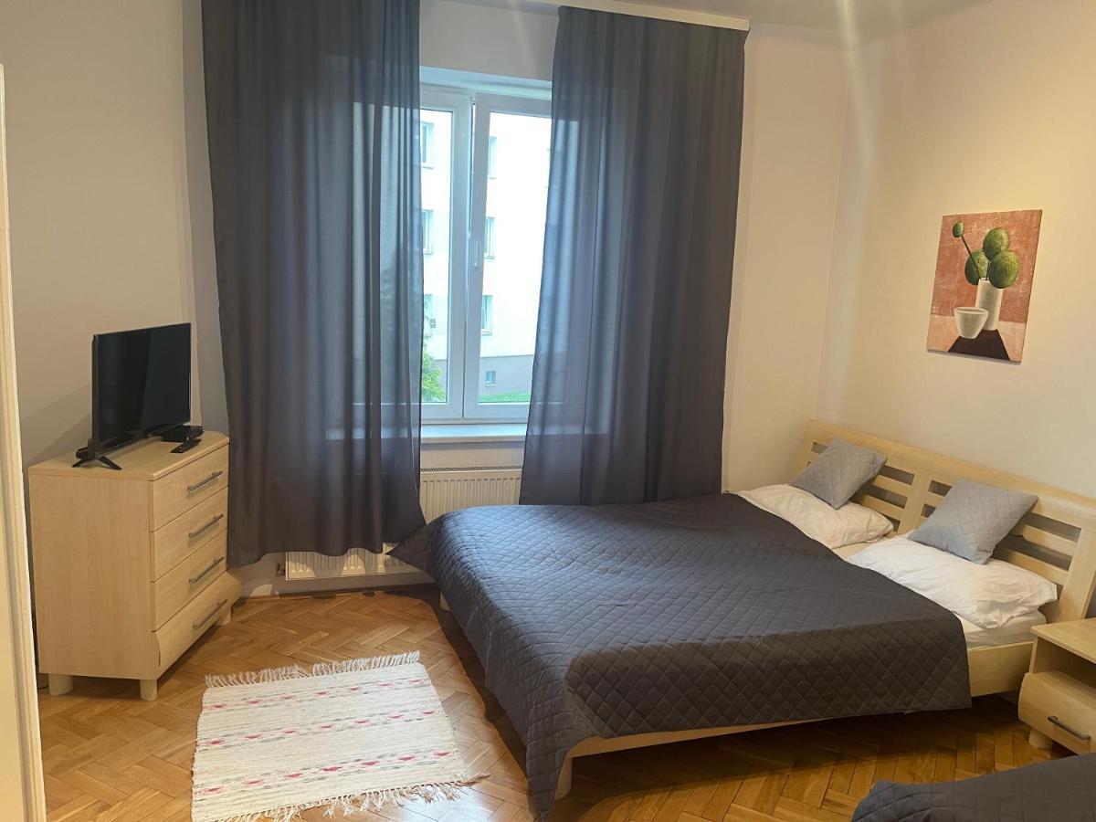 Apartamenty 650 Metrow Od Dworca Przemyśl Εξωτερικό φωτογραφία